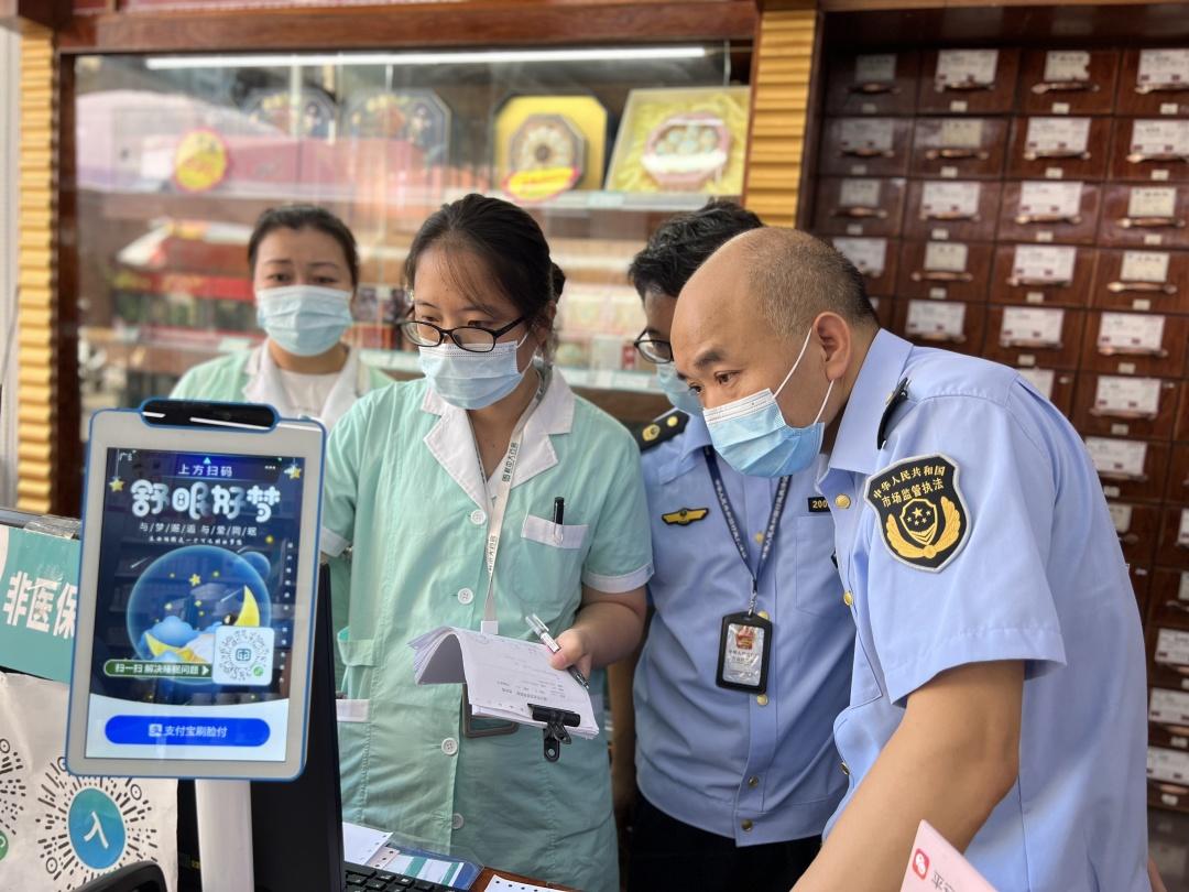 西双版纳最新柳州市医保换现金方法分析(最方便真实的西双版纳柳州医保本用完了去哪里换方法)
